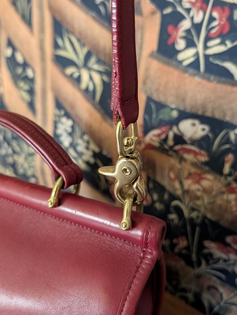 Vintage Coach Willis Bag Red Leather Brass Hardware Crossbody 9927 - Picture 8 of 16